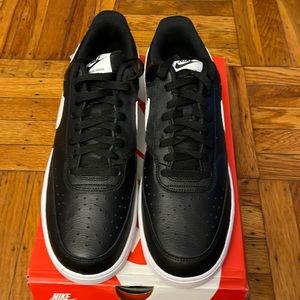 NWT Nike Court Vision Lo